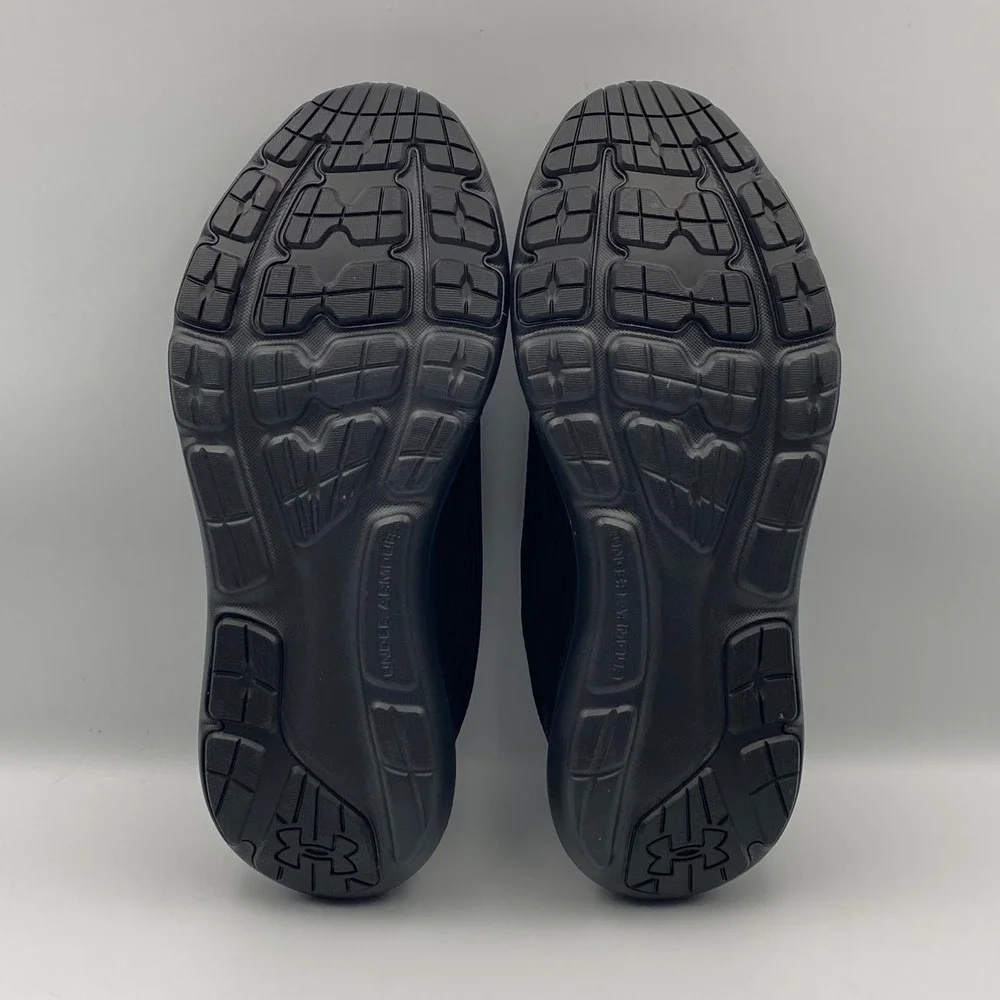 Under Armour Surge 3 Men's 10 Running Shoes Black Training Sneaker‎ 3024883-002